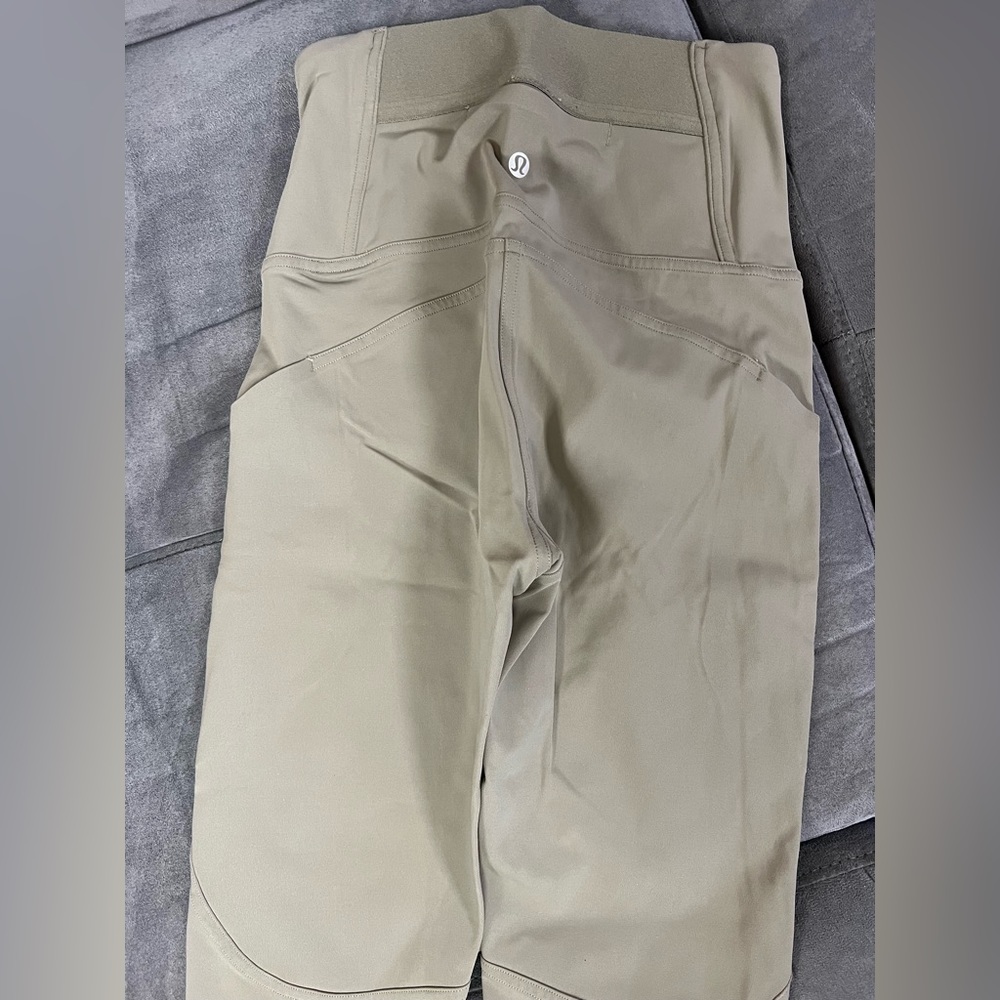 Lululemon Rogue Renegade Super High Rise Pant 25” - Picture 5 of 5